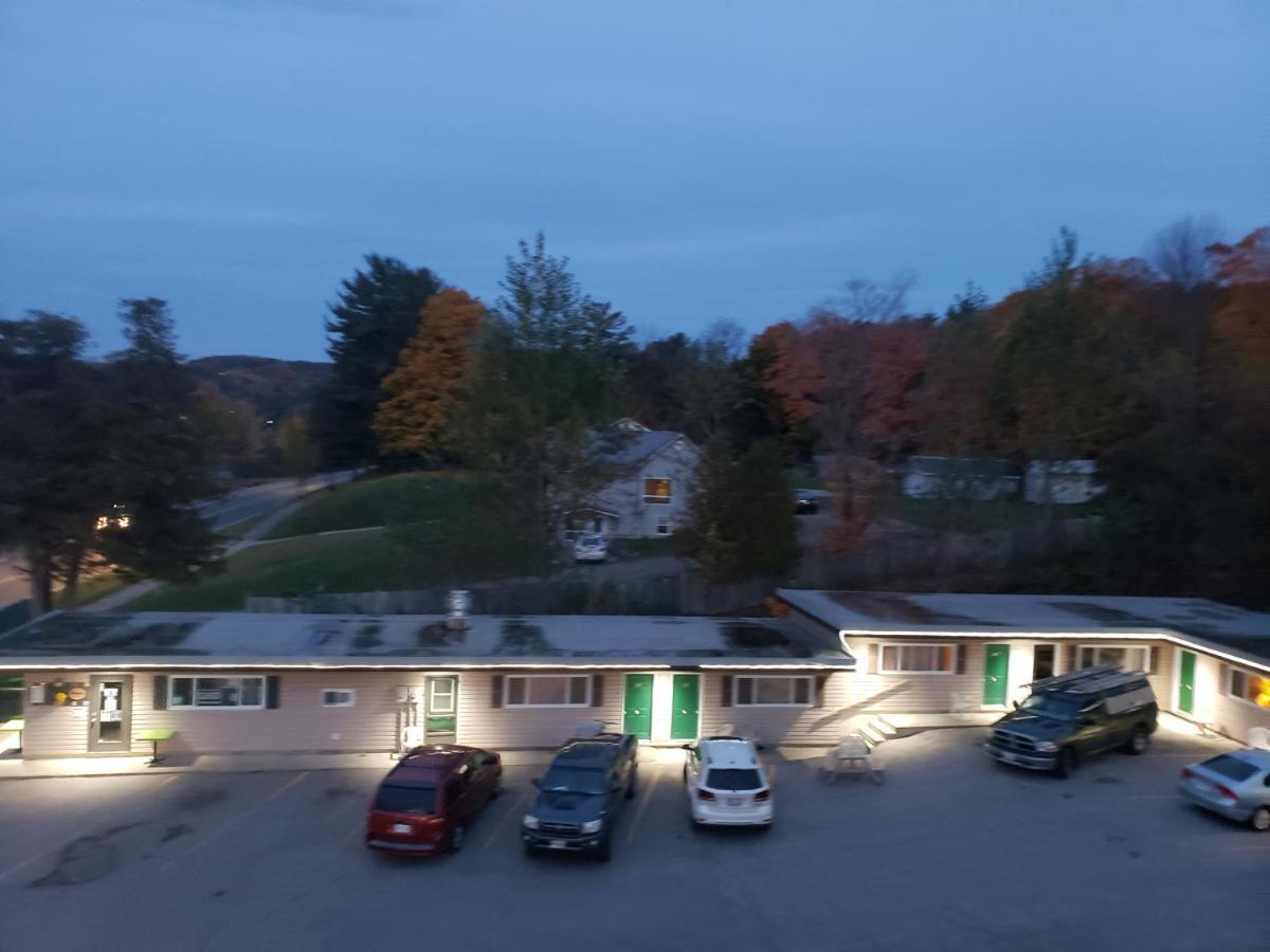 Silver Maple Motel Haliburton Esterno foto